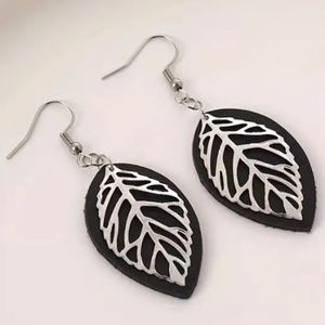 NEW BLACK/SILVER METAL HOLLOW LEAF DANGLE LIGHTWEIGHT FASHION PIERCED EARRINGS
